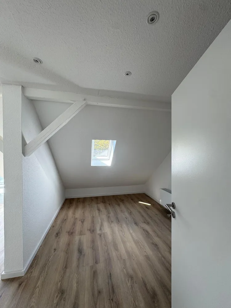 3 room apartment with 70 m² in Düsseldorf – Photo 3
