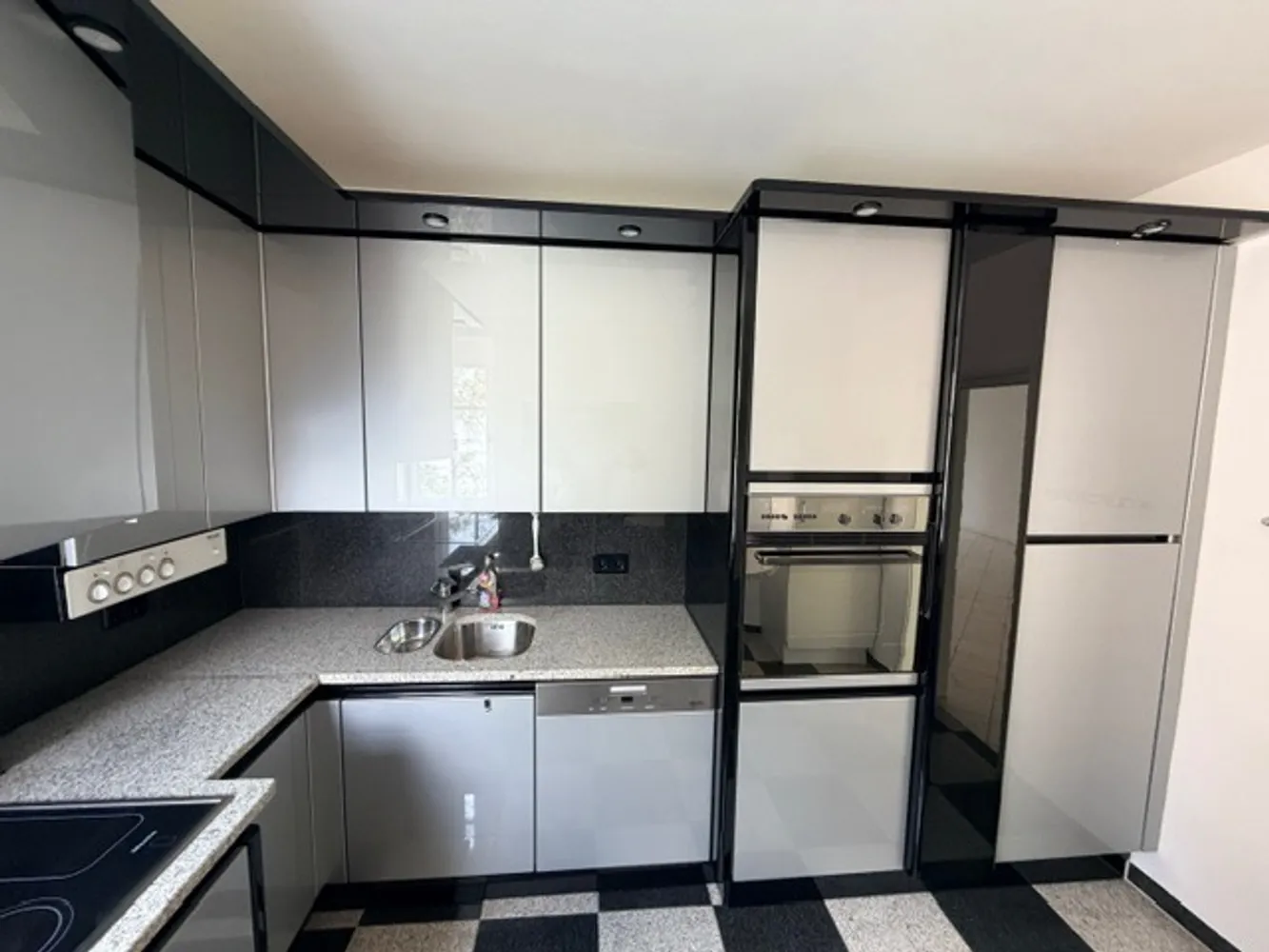 2 Zimmer Wohnung mit 100 m² in Regensburg – Bild 7