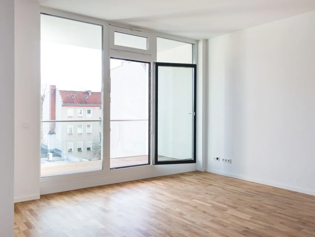 2 Zimmer Wohnung mit 71 m² in Berlin – Bild 1
