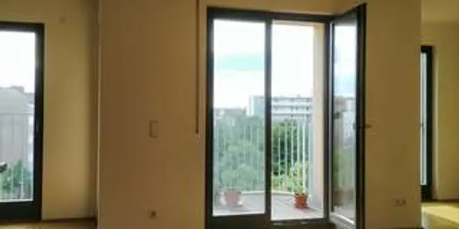 3 Zimmer Wohnung mit 93 m² in Berlin – Bild 2