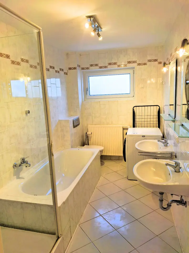 4 Zimmer Wohnung mit 110 m² in Marburg – Bild 2