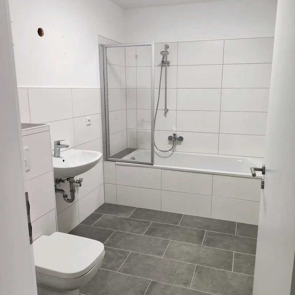 3 Zimmer Wohnung mit 81 m² in Werdau – Bild 4