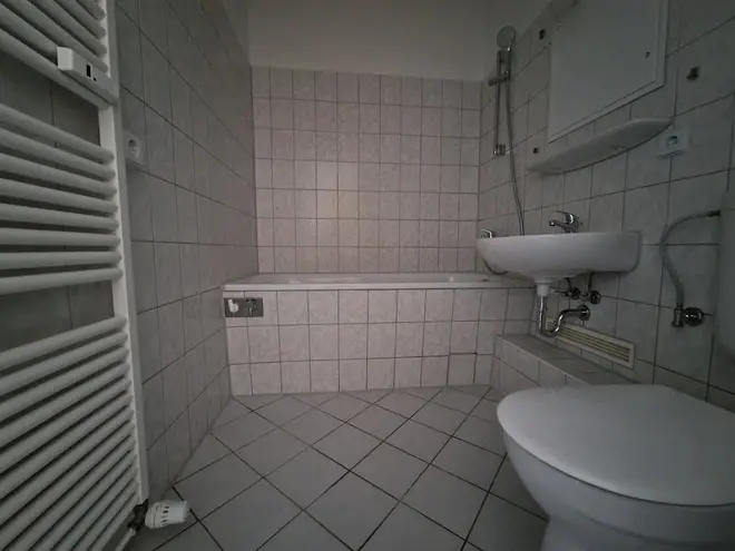 4 Zimmer Wohnung mit 71 m² in Halle (Saale) – Bild 7