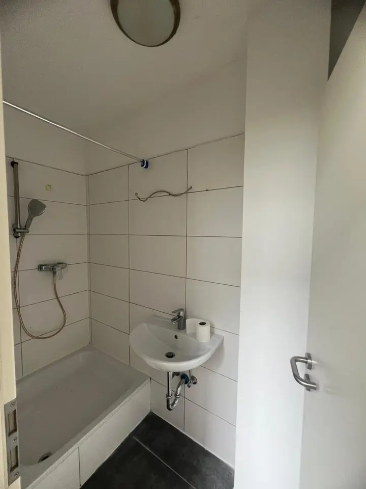 2 Zimmer Wohnung mit 54 m² in Krefeld – Bild 7