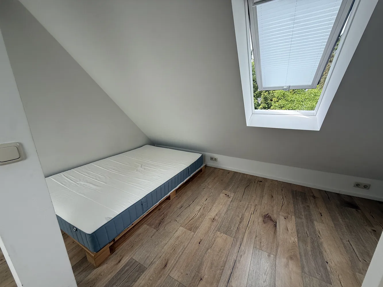 1 Zimmer Wohnung mit 30 m² in Köln – Bild 2