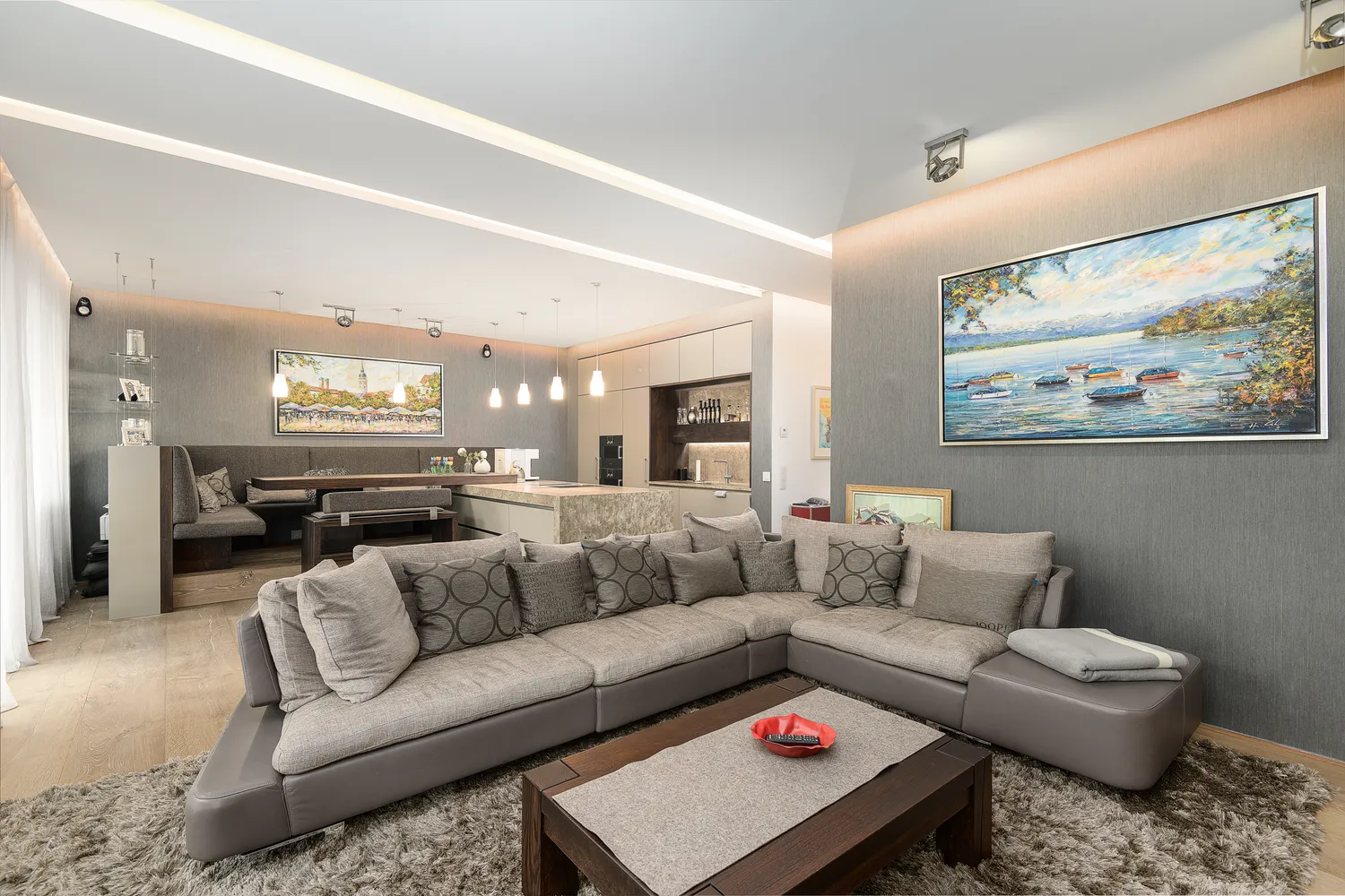 3 Zimmer Wohnung mit 139 m² in München – Bild 1