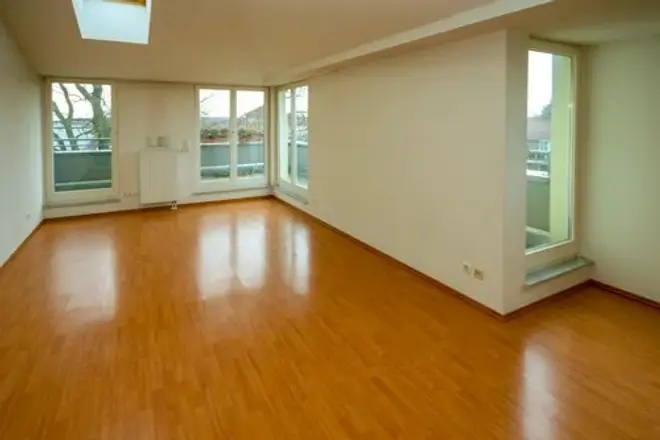 3 Zimmer Wohnung mit 94 m² in Hamburg – Bild 2