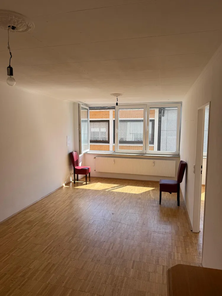2 Zimmer Wohnung mit 70 m² in Aachen – Bild 1