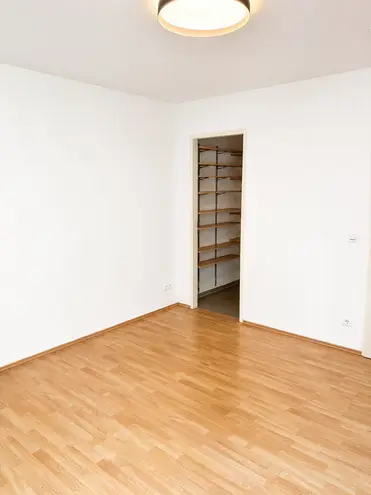 2 Zimmer Wohnung mit 60 m² in Berlin – Bild 5