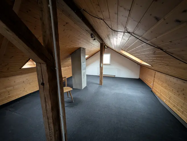 6 Zimmer Haus mit 110 m² in Stuttgart – Bild 9