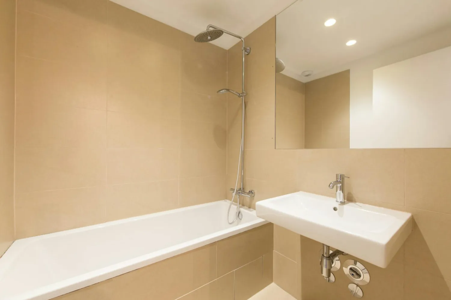 Shared room with 12 m² in Berlin – Photo 6