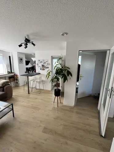 4 Zimmer Wohnung mit 65 m² in Leverkusen – Bild 2