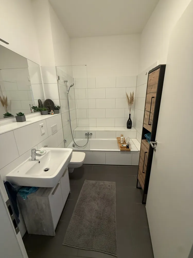 2 room apartment with 65 m² in Frankfurt am Main – Photo 9