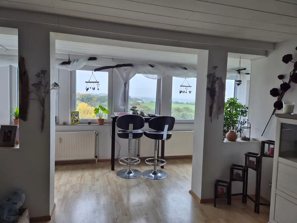 2 Zimmer Wohnung mit 80 m² in Hennef – Bild 2