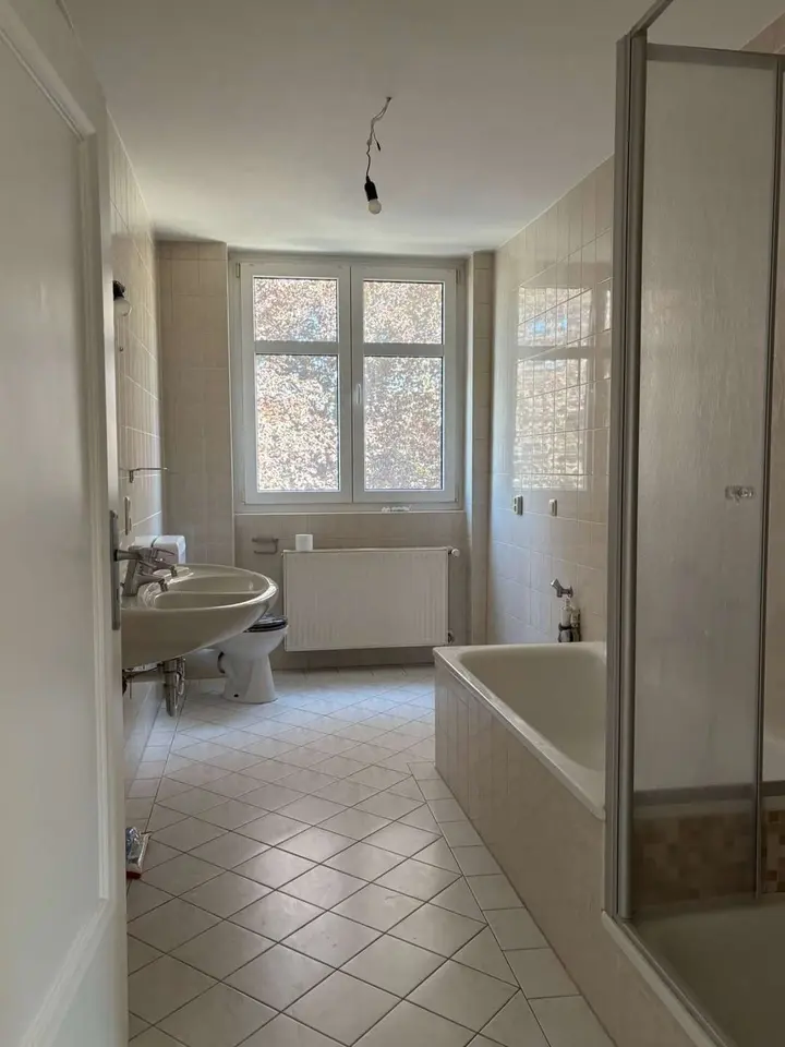 4 Zimmer Wohnung mit 121 m² in Meiningen – Bild 5
