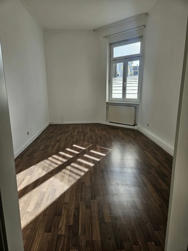 3 Zimmer Wohnung mit 96 m² in Karlsruhe – Bild 3