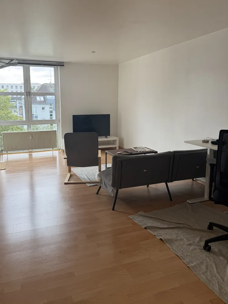 2 Zimmer Wohnung mit 66 m² in Düsseldorf – Bild 2