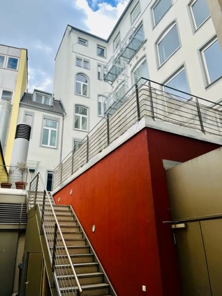3 Zimmer Wohnung mit 85 m² in Köln – Bild 3