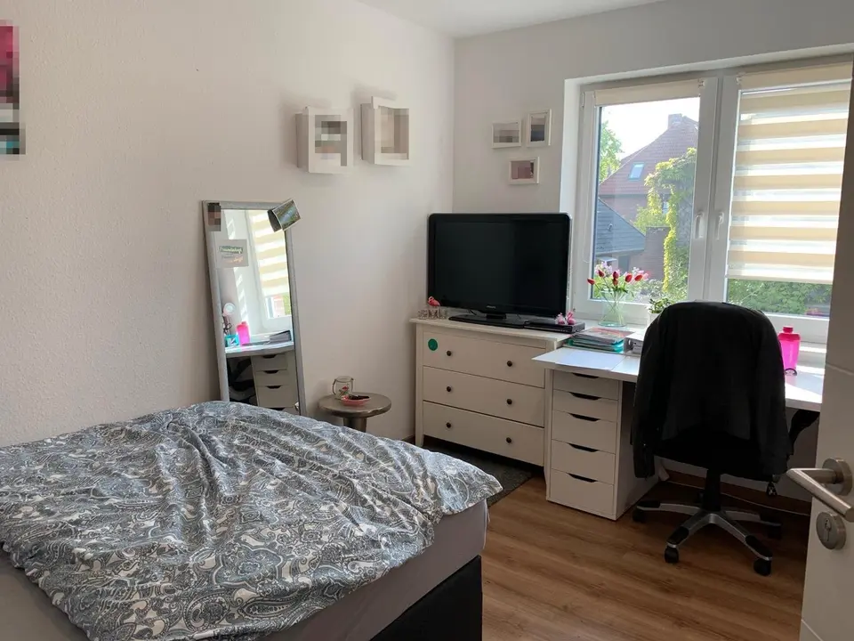 5 Zimmer Wohnung mit 12 m² in Oldenburg – Bild 1