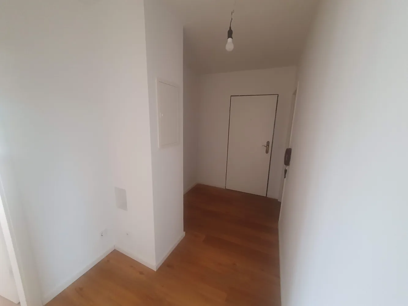 3 Zimmer Wohnung mit 85 m² in München – Bild 2