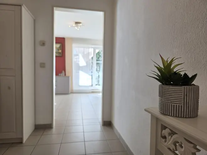 1 Zimmer Wohnung mit 40 m² in Köln – Bild 2