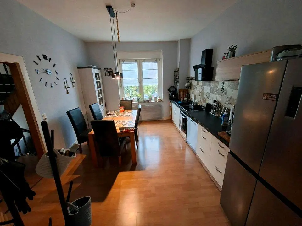 2 Zimmer Wohnung mit 84 m² in Siegburg – Bild 2