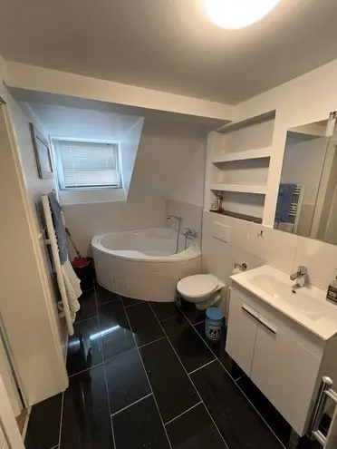 2 Zimmer Wohnung mit 50 m² in Köln – Bild 9