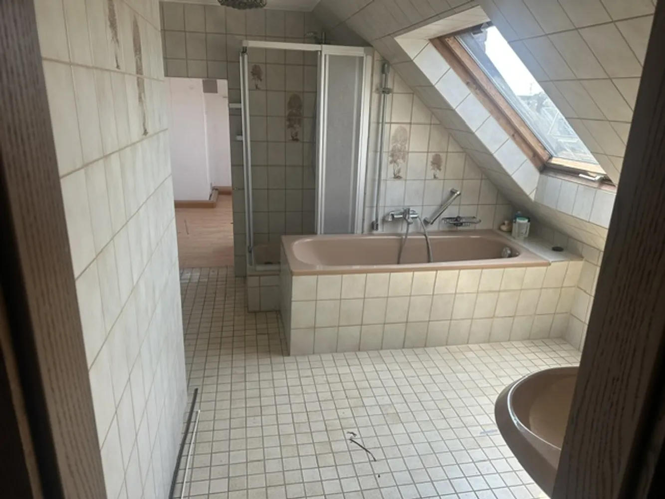 4 Zimmer Wohnung mit 100 m² in Düsseldorf – Bild 6