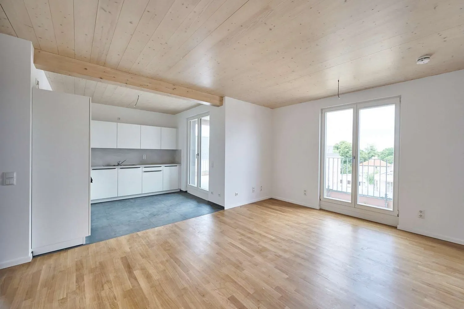 4 Zimmer Wohnung mit 121 m² in Berlin – Bild 2