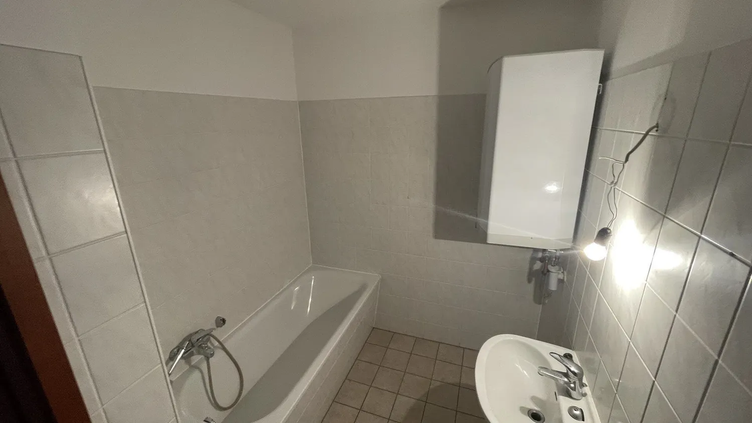 2 room apartment with 74 m² in Eisenach – Photo 12