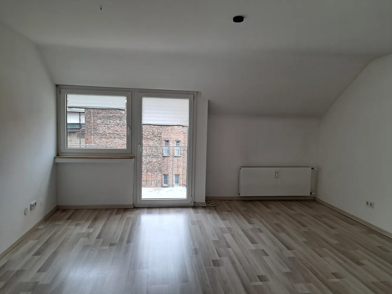 3 Zimmer Wohnung mit 72 m² in Köln – Bild 2