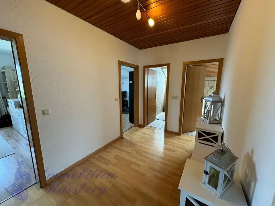 4 Zimmer Wohnung mit 147 m² in Detmold – Bild 5