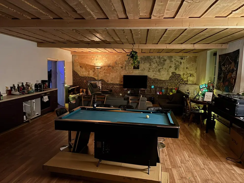 2 Zimmer Wohnung mit 105 m² in Hof – Bild 3