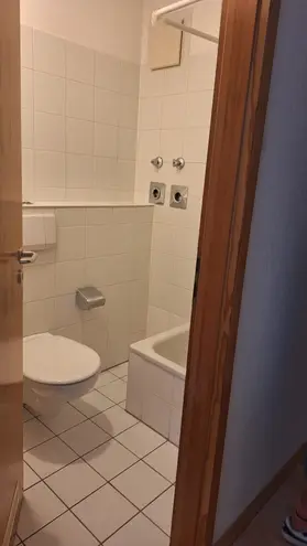 1 Zimmer Wohnung mit 34 m² in Köln – Bild 7