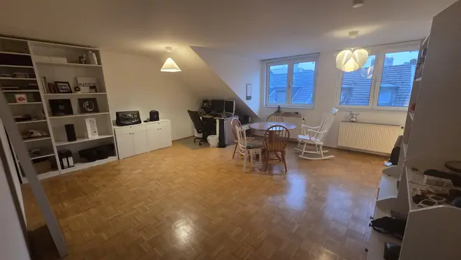 2 Zimmer Wohnung mit 70 m² in Düsseldorf – Bild 2