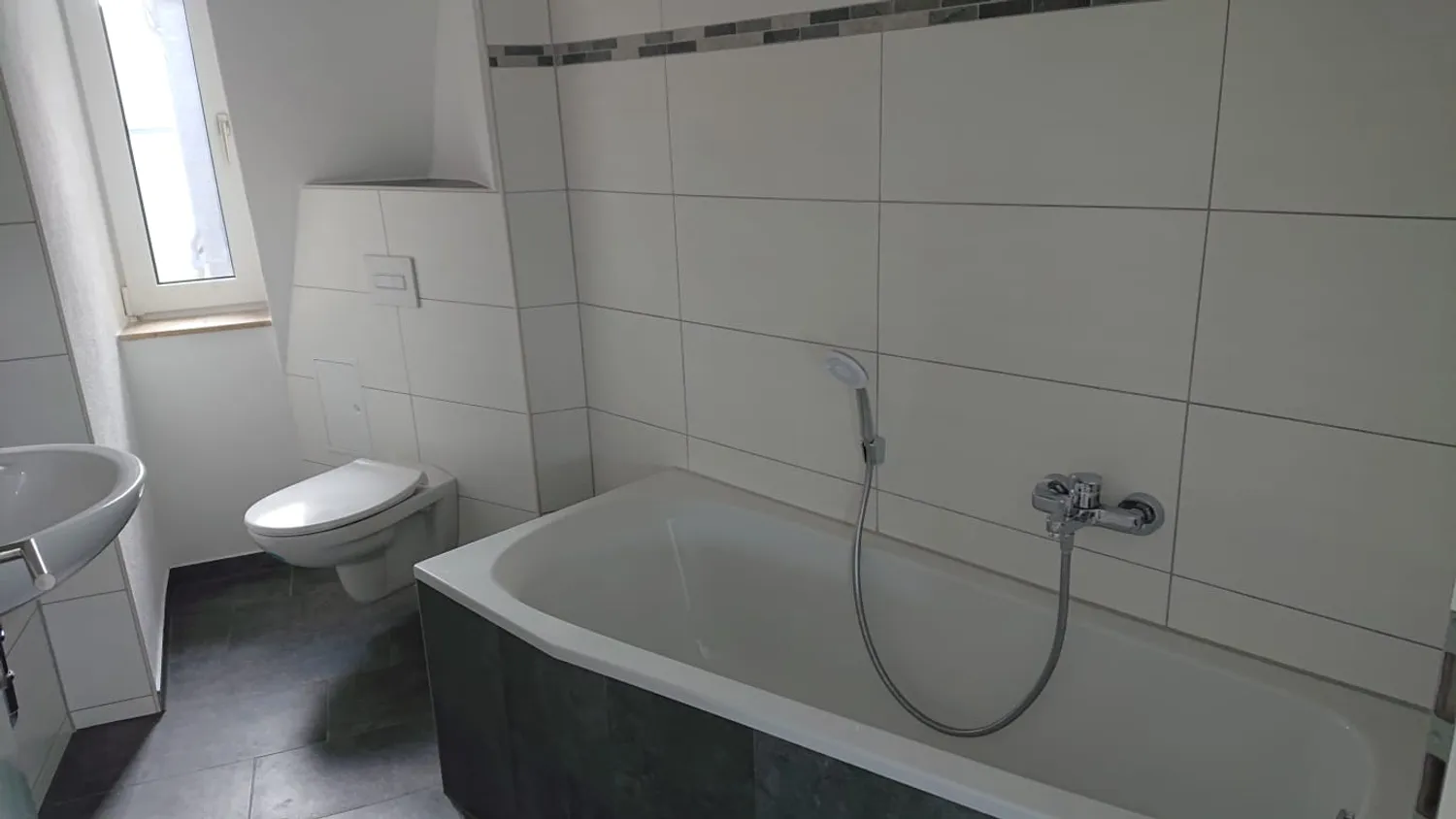 53 Zimmer Wohnung mit 150 m² in Magdeburg – Bild 5