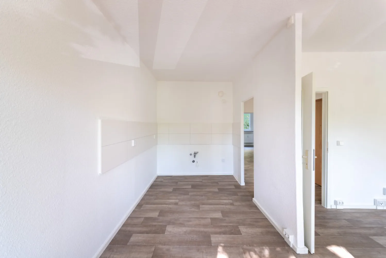 3 Zimmer Wohnung mit 57 m² in Halle (Saale) – Bild 2