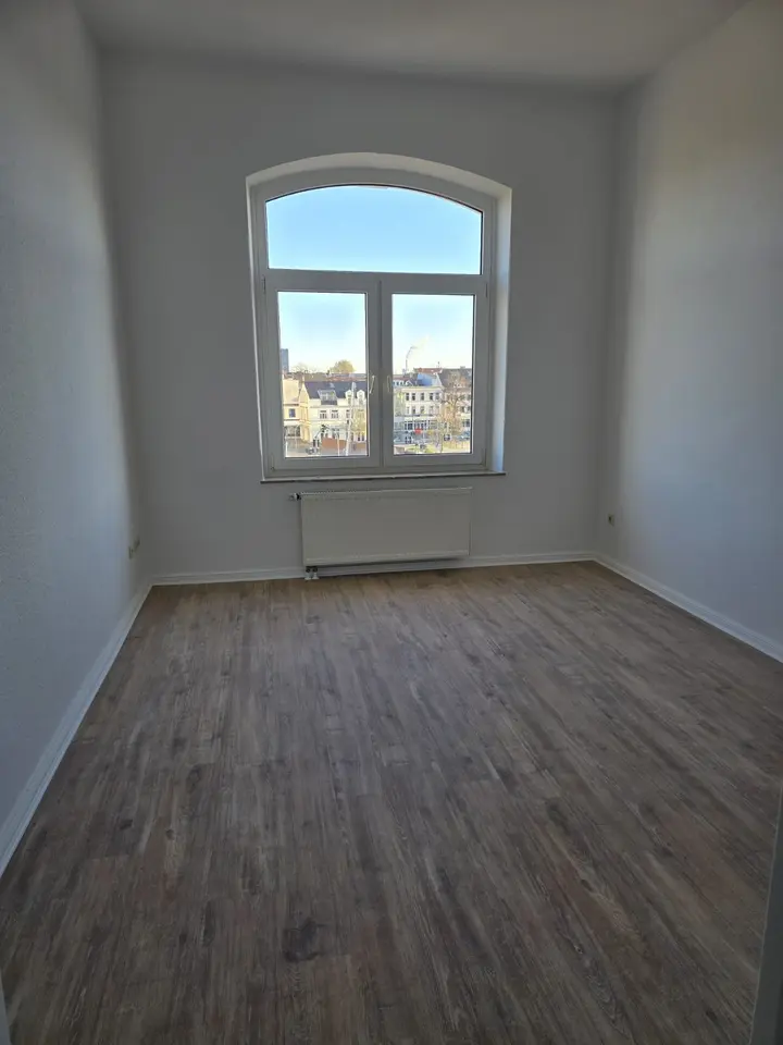 4 Zimmer Wohnung mit 98 m² in Wilhelmshaven – Bild 1