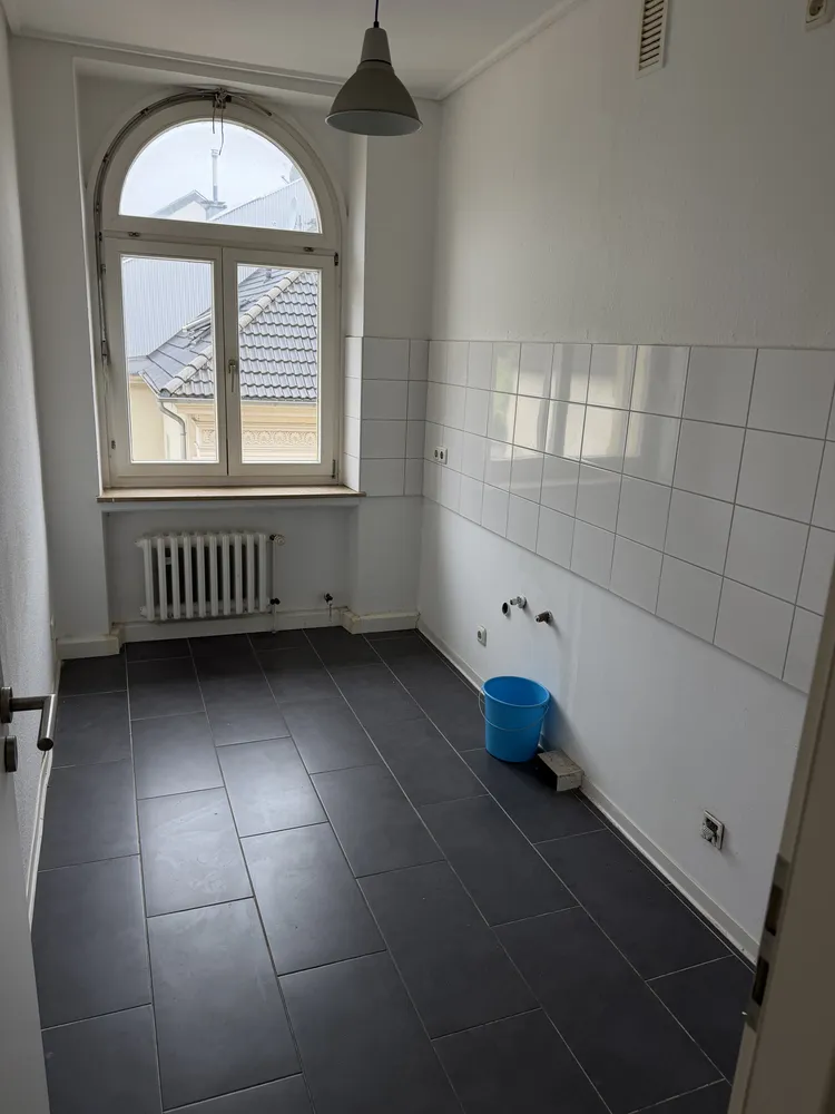 2 Zimmer Wohnung mit 65 m² in Wuppertal – Bild 2
