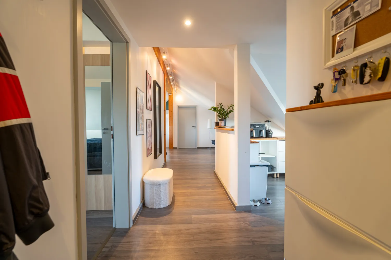 3 Zimmer Wohnung mit 104 m² in Wiesbaden – Bild 2