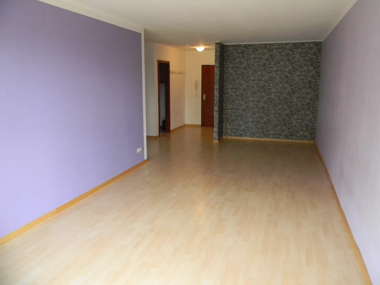 2 Zimmer Wohnung mit 57 m² in Neuss – Bild 2