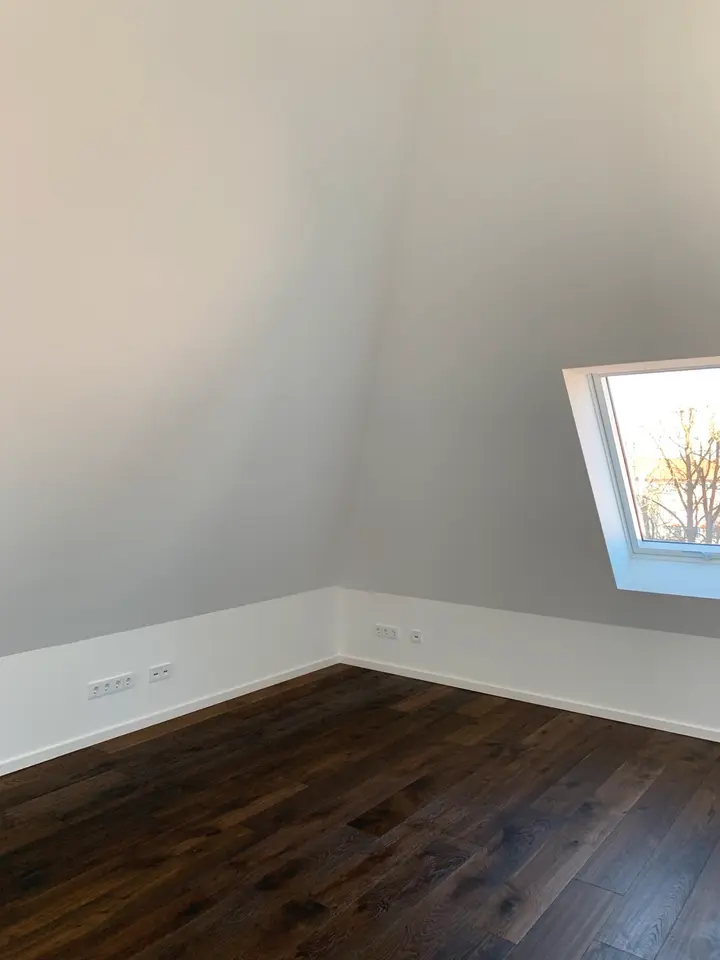4 Zimmer Wohnung mit 145 m² in Frankfurt am Main – Bild 2