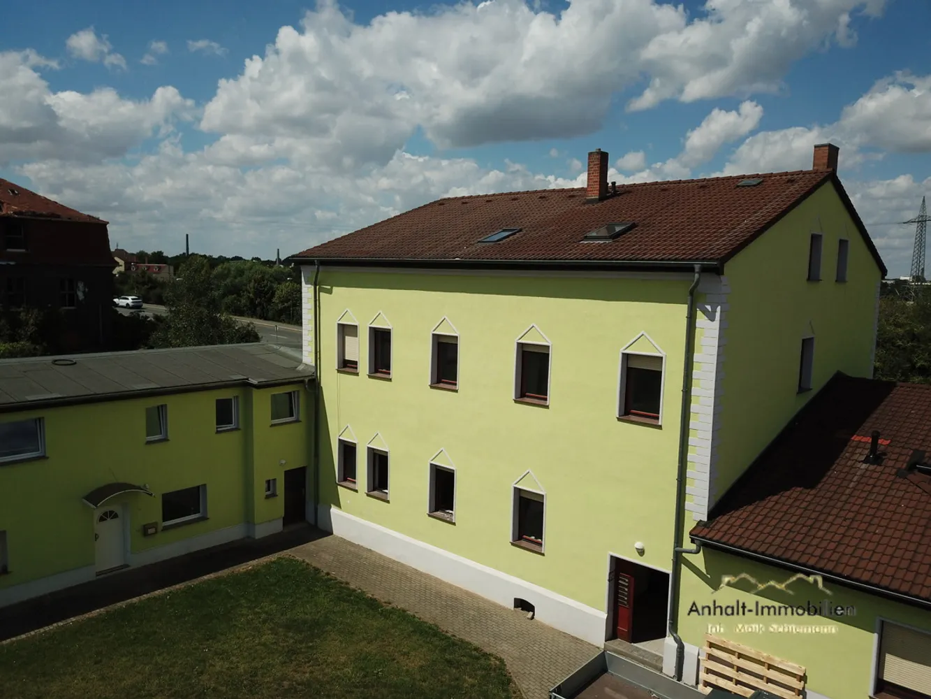 2 Zimmer Wohnung mit 69 m² in Bitterfeld-Wolfen – Bild 2