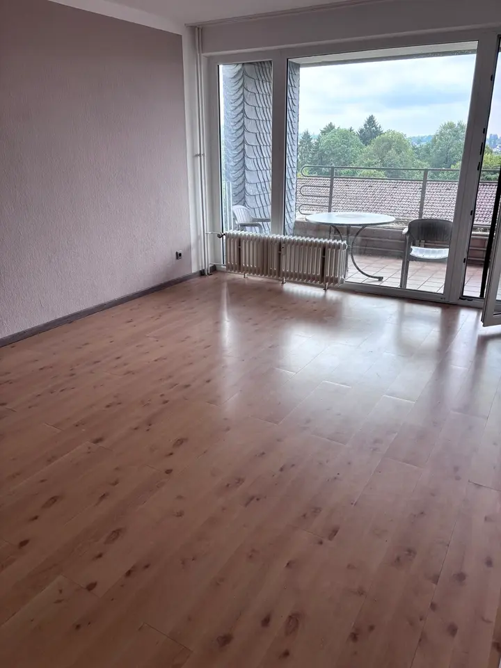 2 Zimmer Wohnung mit 74 m² in Leverkusen – Bild 2