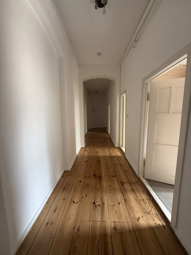 2 Zimmer Wohnung mit 89 m² in Berlin – Bild 3