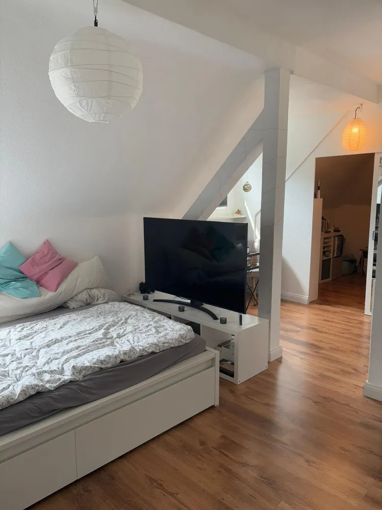 3 Zimmer Wohnung mit 80 m² in Essen – Bild 2