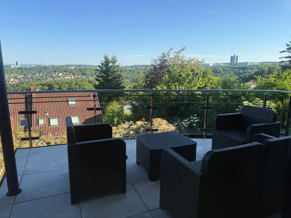 4 Zimmer Wohnung mit 120 m² in Stuttgart – Bild 3