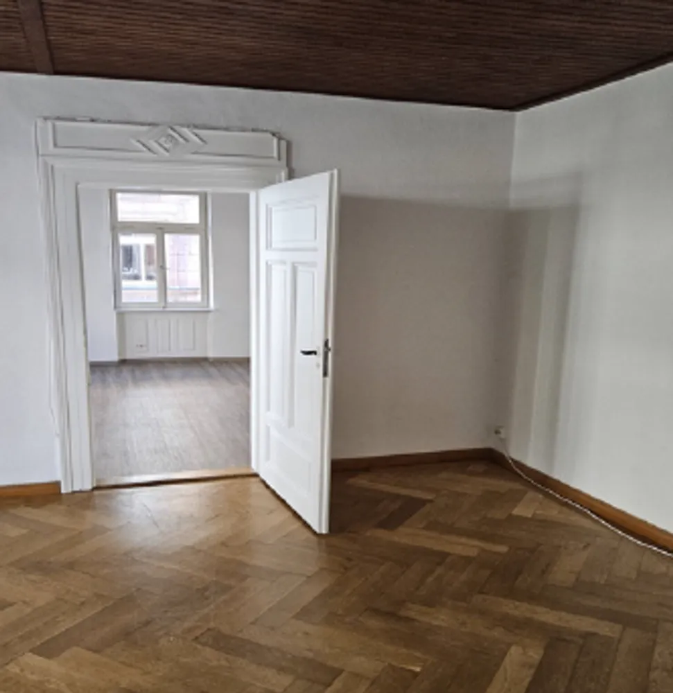 4 Zimmer Wohnung mit 117 m² in Nürnberg – Bild 2