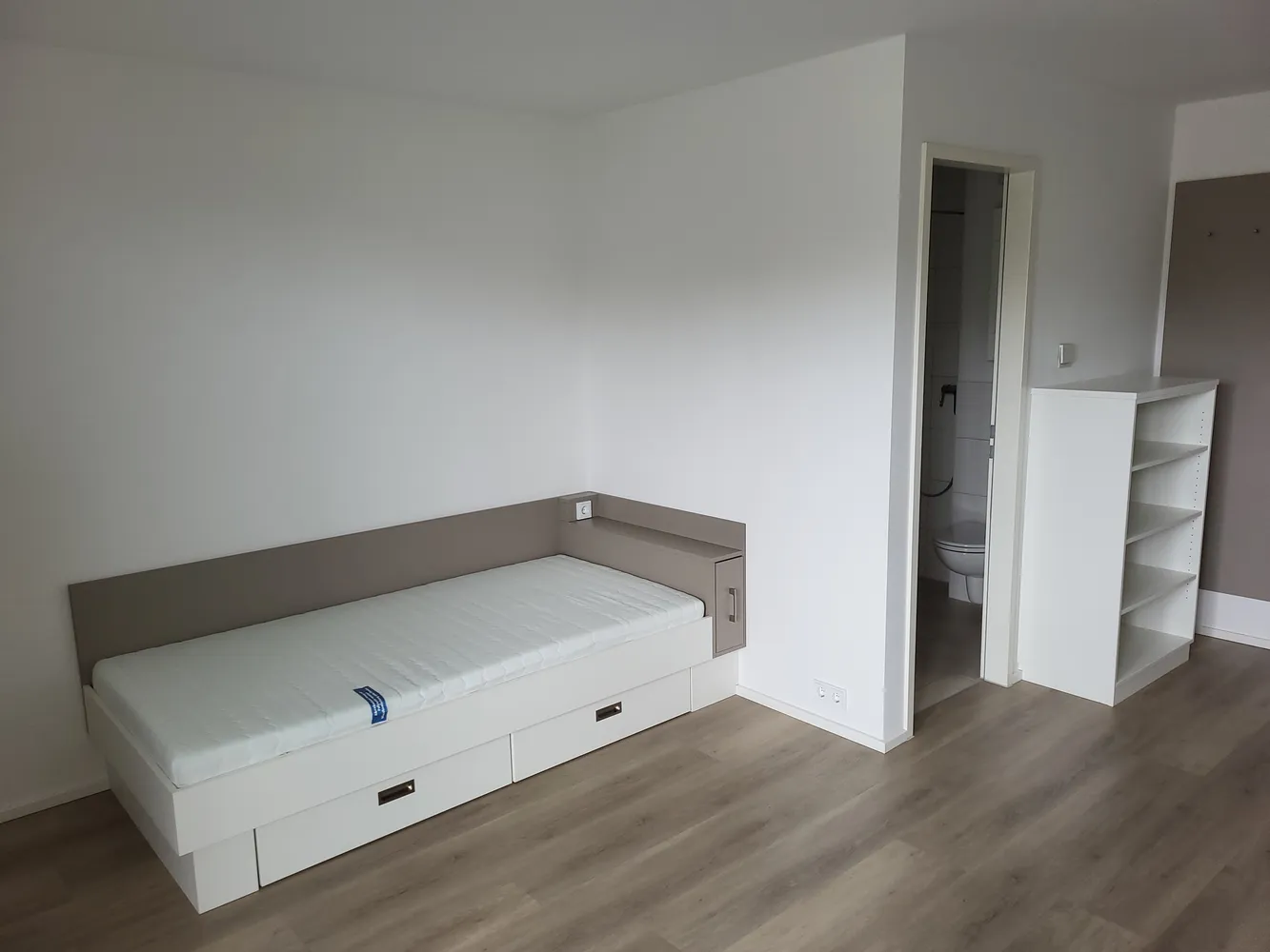 1 Zimmer Wohnung mit 26 m² in Augsburg – Bild 6