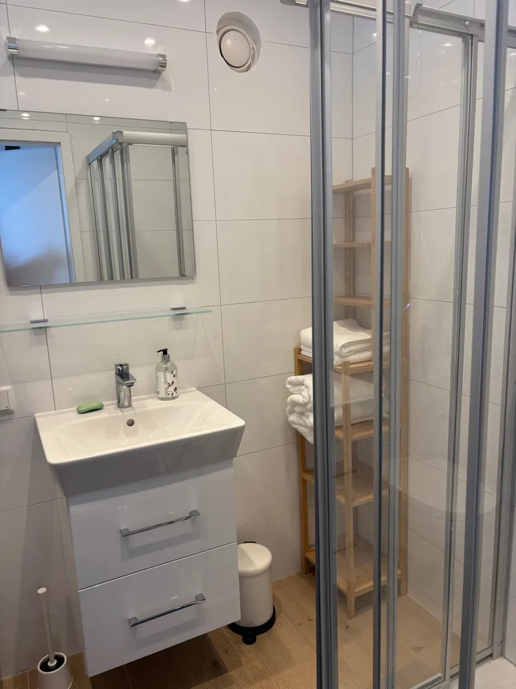 2 Zimmer Wohnung mit 62 m² in Köln – Bild 6
